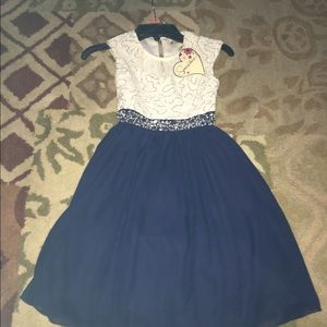 Girls dress
